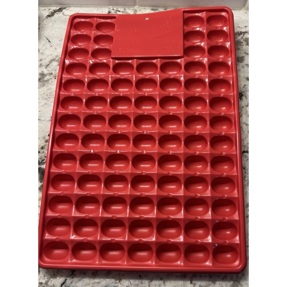 Vintage Jello Beans Jiggler Shooter Jelly Bean Easter Egg Mold‎ Red 2001